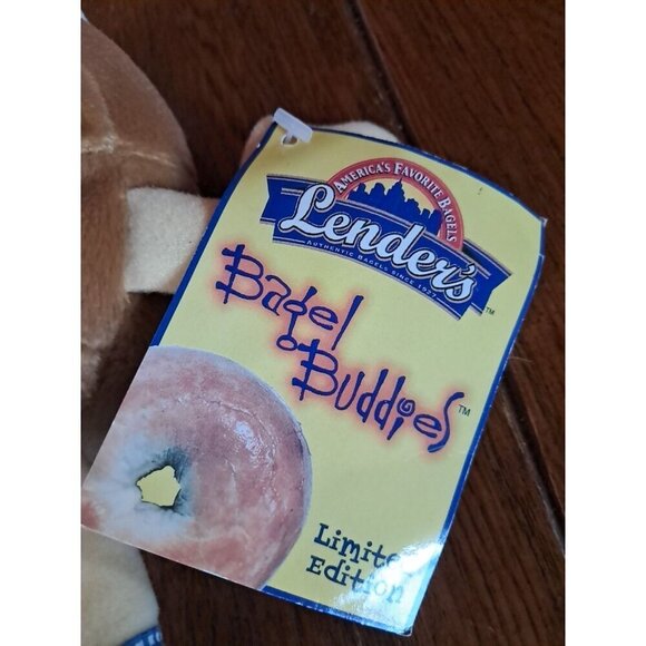 Vintage Lender’s Bagel Buddies Bernie Bagel Plush Curto Toy 11" Stuffed Rare - Picture 2 of 2